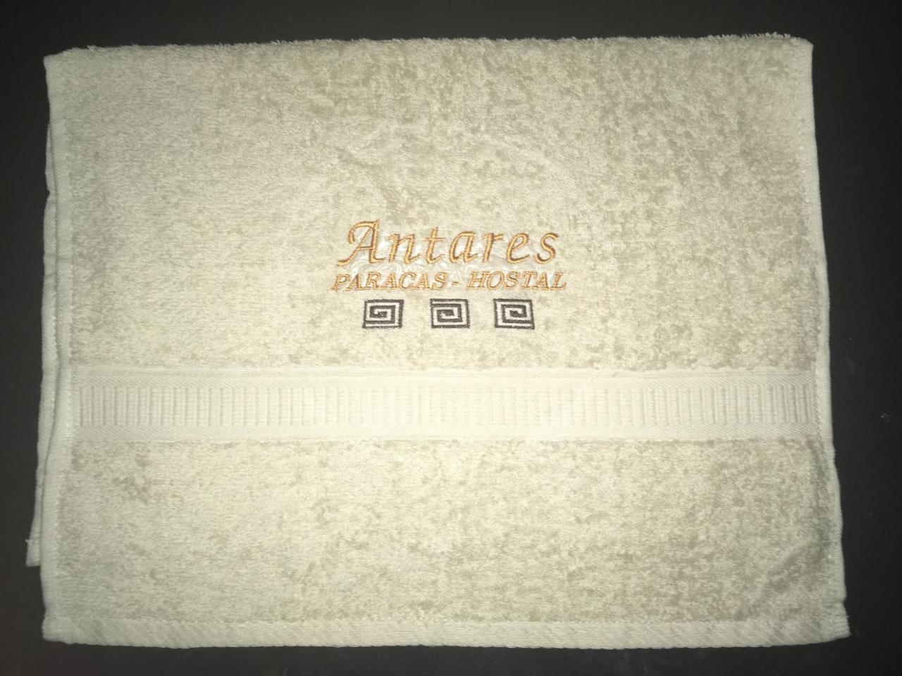 Antares Паракас Екстериор снимка